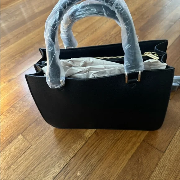 Ann Taylor Black and Tan Two Piece Women's Bag. NWT. Gift ready. Ships fast. - Picture 10 of 14